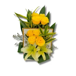small-yellow-flower-bouquet